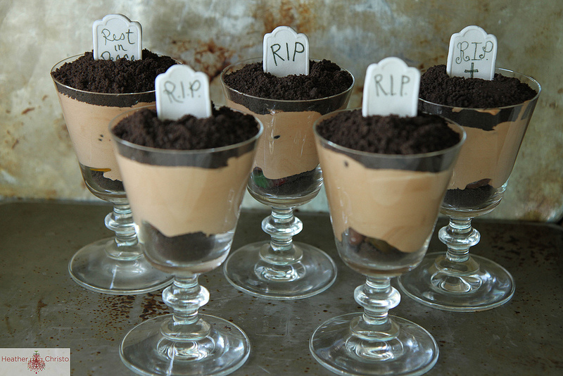 Halloween Dirt Cake