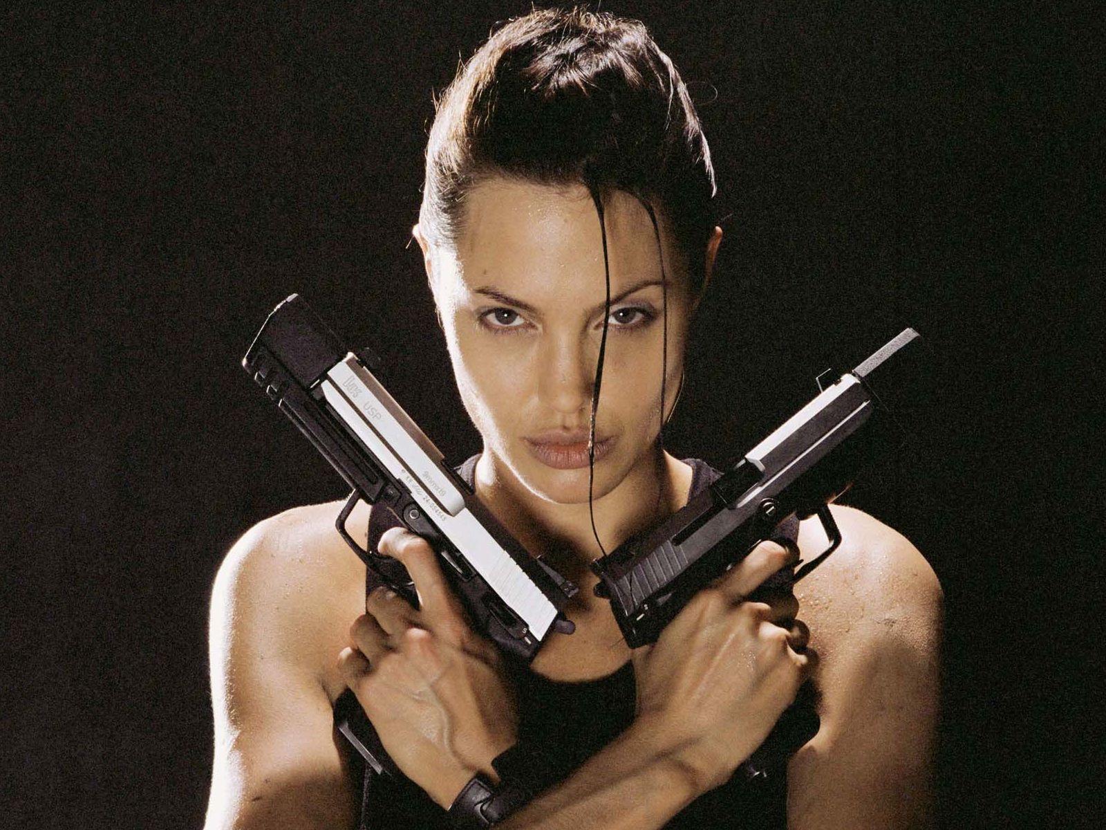 Angelina Jolie-025